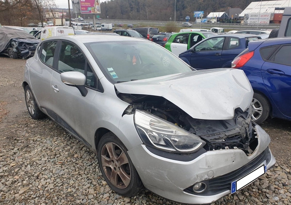 Renault Clio cena 17900 przebieg: 186000, rok produkcji 2015 z Barwice małe 106